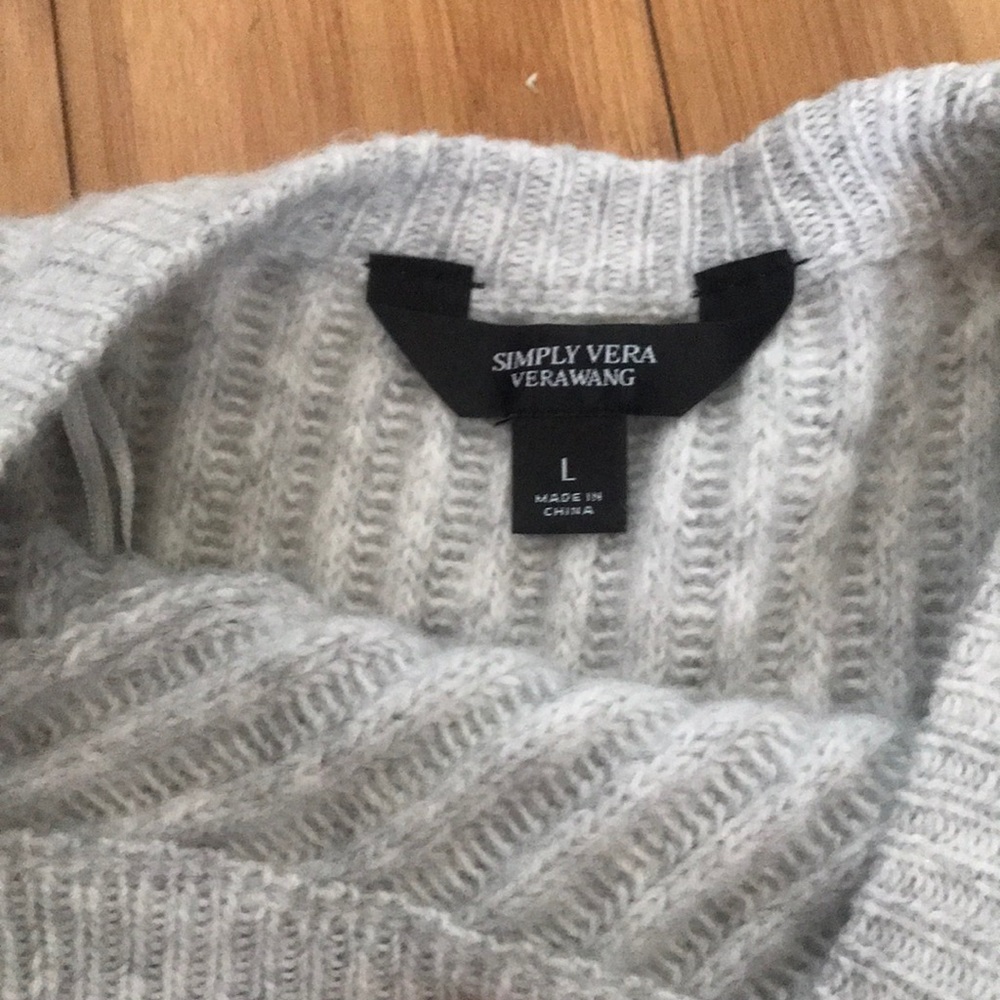 Sweater - Picture 2 of 5